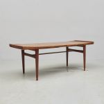 1392 5210 COFFEE TABLE